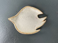 鳥の小皿　クリーム色　月と魚 ITS-1019A