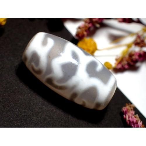 老硬天珠 老硬睡蓮花天珠 水蓮花天珠 カテゴリ商品一覧│チベット天珠、天然石