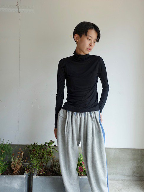 BASERANGE -TURTLENECK TEE/BLACK - VISITFOR