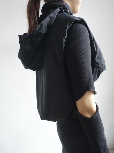 JOHANNA PARV-INSULATED VEST/BLACK - VISITFOR