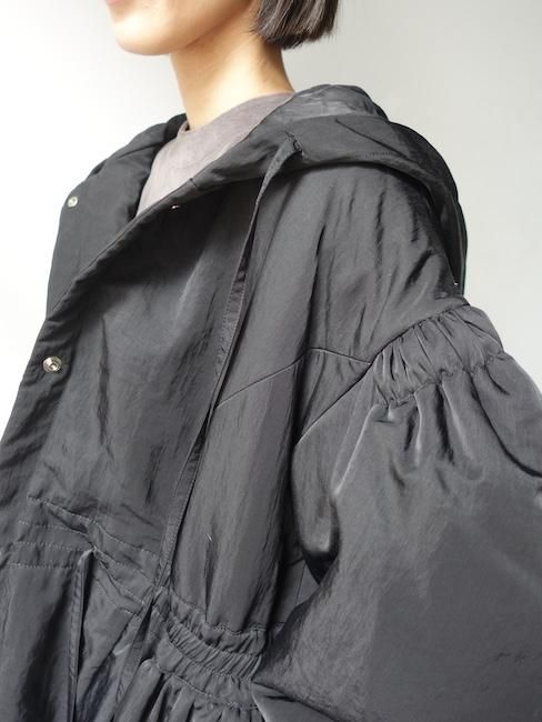 RENATA BRENHA レナータブレナ　CARAMBOLA JACKET Renata Brenha Carambola Nylon Down Jacket - Matte Black