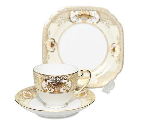 トリオ オールドノリタケ ホワイト ゴールド フラワーバスケット コーヒーカップ ソーサー スクエアプレート Old Noritake 食器 里帰り 北欧 西洋アンティーク食器の店 E Colle 北欧館