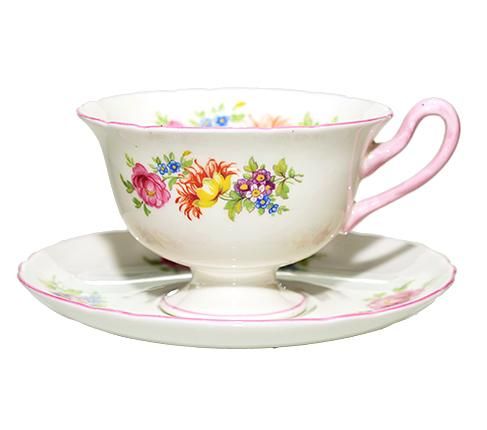 シェリー ゲインズボローシェイプ ピンクリムの花絵カップ ソーサー Shelly パステルカラーのかわいいカップ 送料無料 北欧 西洋アンティーク食器の店 E Colle 北欧館 シェリー ゲインズボローシェイプ ピンクリムの花絵カップ ソーサー Shelly パステルカラーのかわいいカップ 送料無料 北欧 西洋アンティーク食器の店 E Colle 北欧館