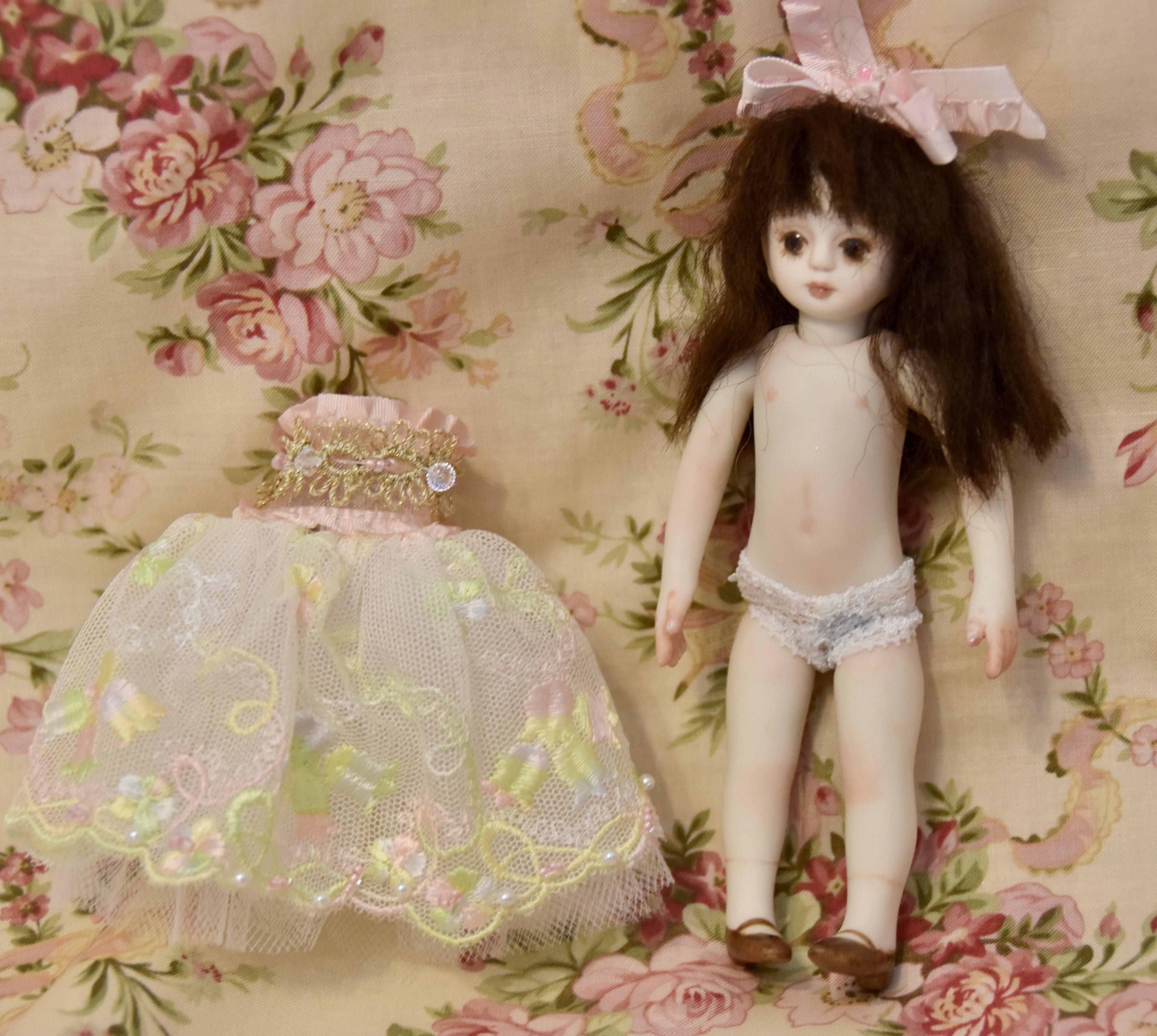 ミニ、ビスクドール ミニョネット・ミニビスクドールB（三つ編み） その他人形 A-C