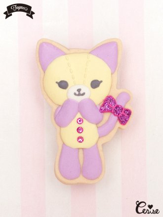 <img class='new_mark_img1' src='https://img.shop-pro.jp/img/new/icons20.gif' style='border:none;display:inline;margin:0px;padding:0px;width:auto;' />【SALE】Toyme ドレスアップキャットブローチ(ラベンダー)