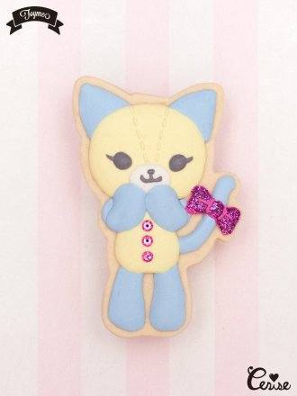 <img class='new_mark_img1' src='https://img.shop-pro.jp/img/new/icons20.gif' style='border:none;display:inline;margin:0px;padding:0px;width:auto;' />【SALE】Toyme ドレスアップキャットブローチ(サックス)