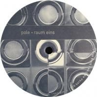 POLE / RAUM EINS, RAUM ZWEI