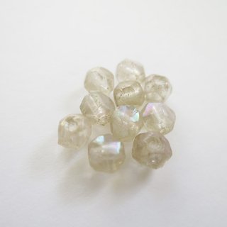 Vintage Beads WhiteClear-A10