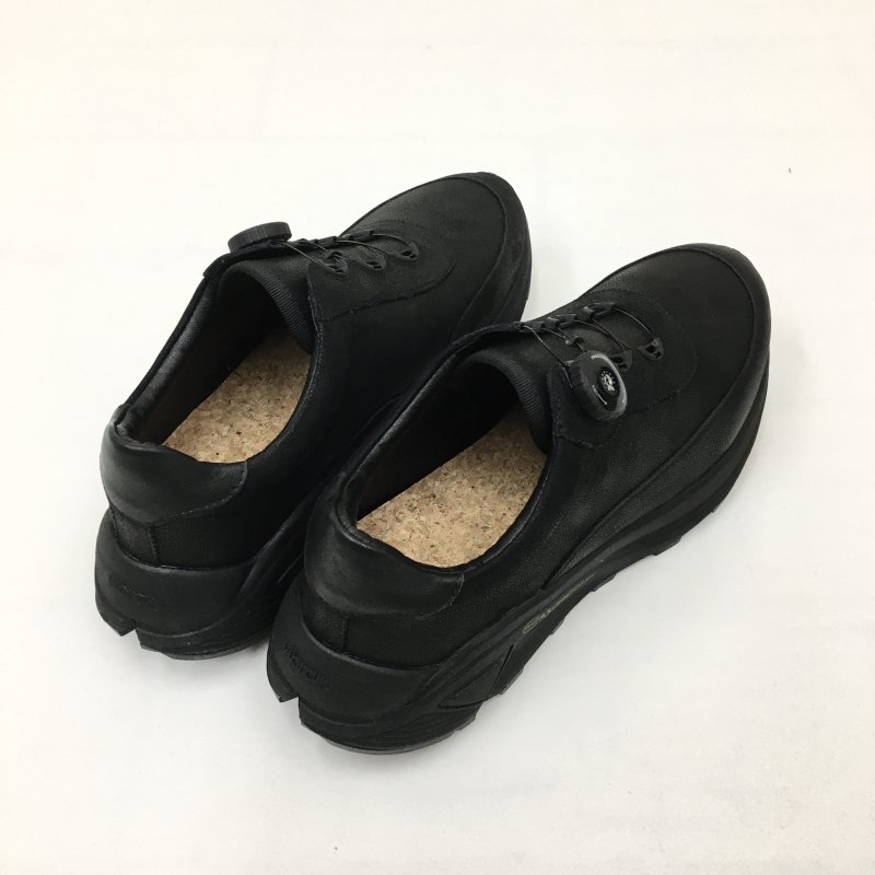  PG THROUGH LEATHER SNEAKERS (BLACK)