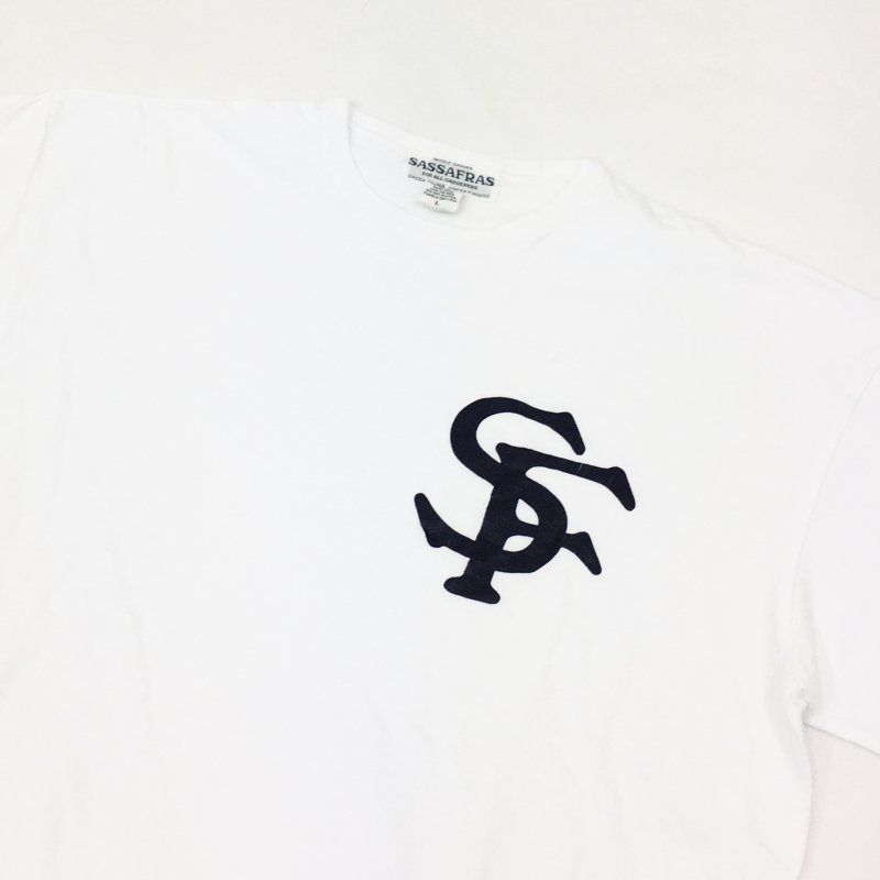  SASSAFRAS SF LOGO TYPE T 1/2(WHITE)