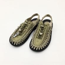  KEEN UNEEK(Khaki/Martini Olive)