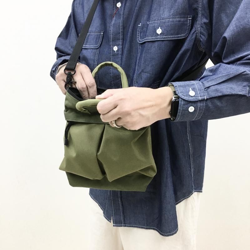  20th Anniversary Model SMLGOLDEN DAY HELMET BAG (OLIVE CRAZY)