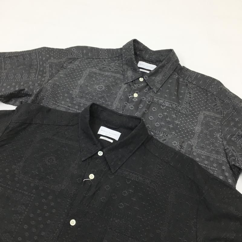  MANUAL ALPHABETBET JACQUARD LOOSE FIT B/C S/S SHT(BLACK) 