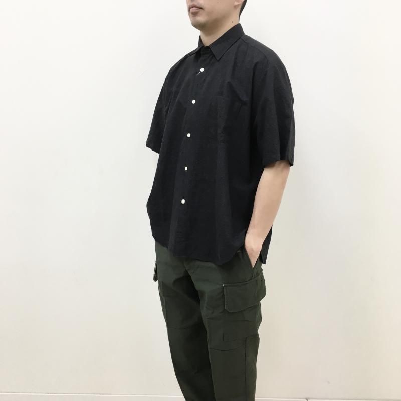  MANUAL ALPHABETBET JACQUARD LOOSE FIT B/C S/S SHT(BLACK) 