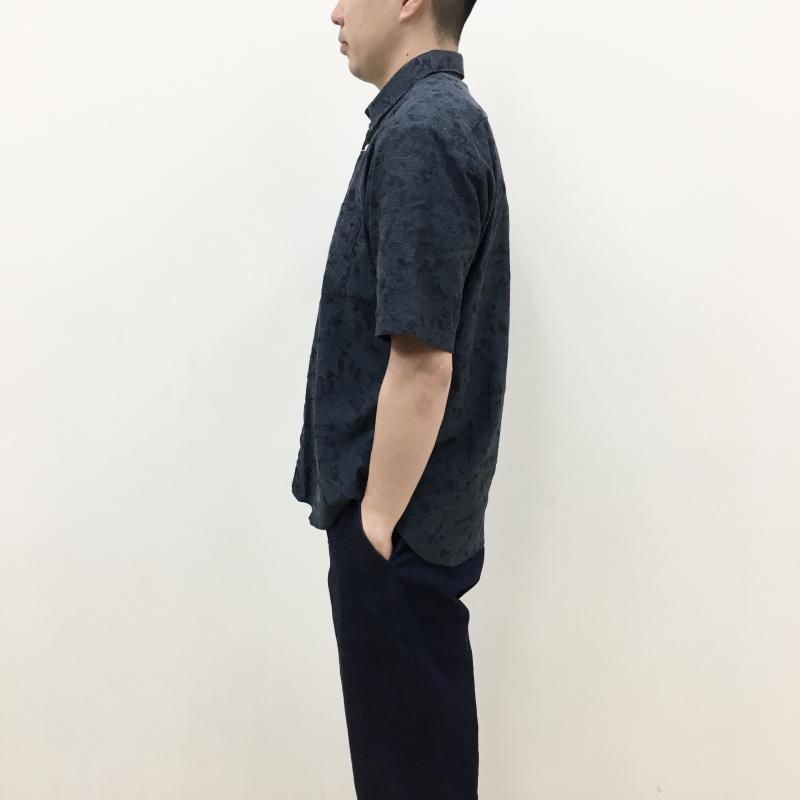  MANUAL ALPHABETBET JACQUARD LOOSE FIT B/C S/S SHT(JACQUARD) 