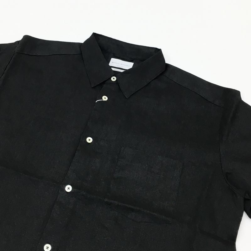  MANUAL ALPHABETBET LINEN LOOSE FIT S/S SHT(BLACK) 