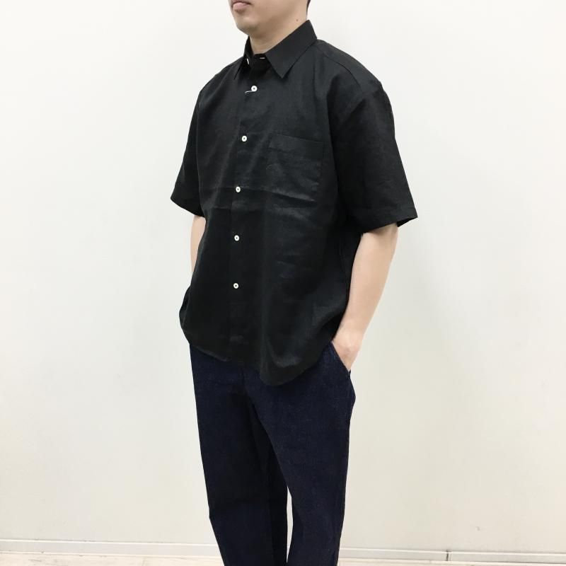  MANUAL ALPHABETBET LINEN LOOSE FIT S/S SHT(BLACK) 