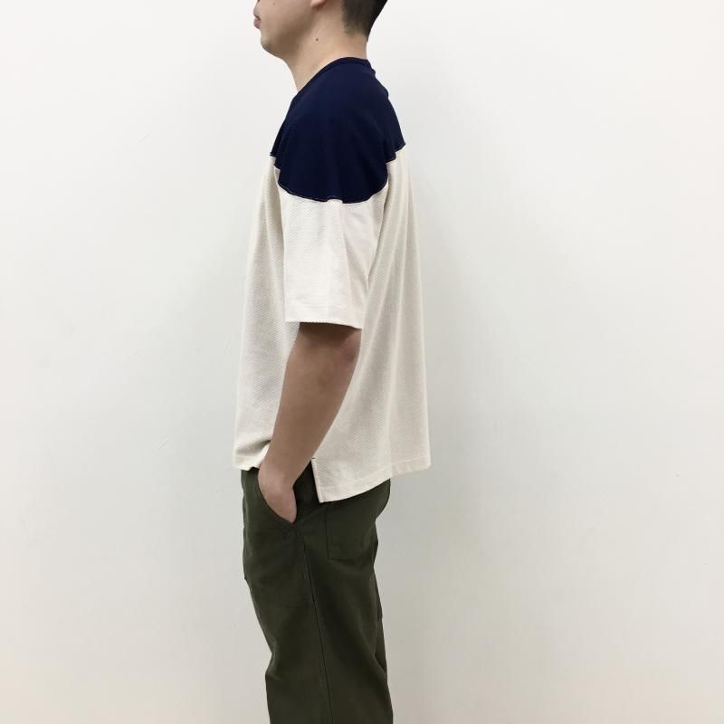  CURLY BICOLOR FOOTBALL TEE(NAVYIVORY)