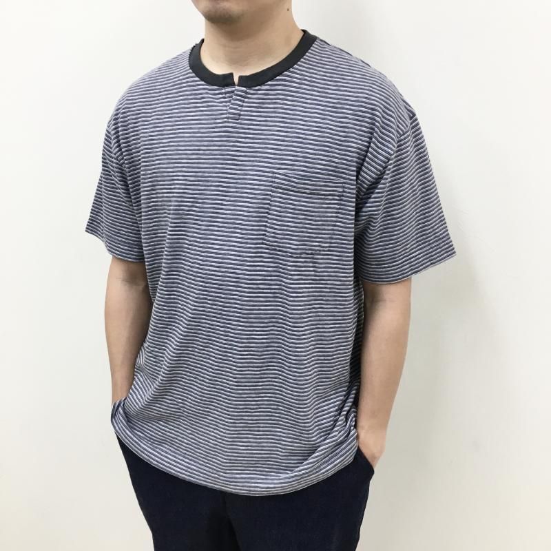  BETTER OLD BORDER S/S KEY NECK T-SHIRT(CHARCOALPURPLE)