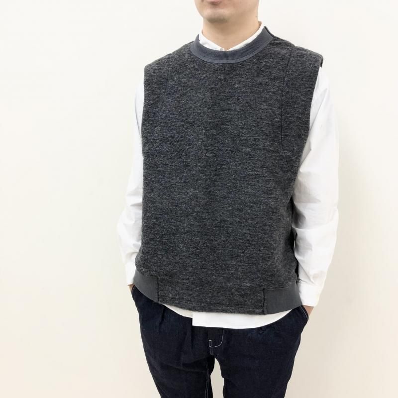  have a good day WOOL VEST(GRAY)