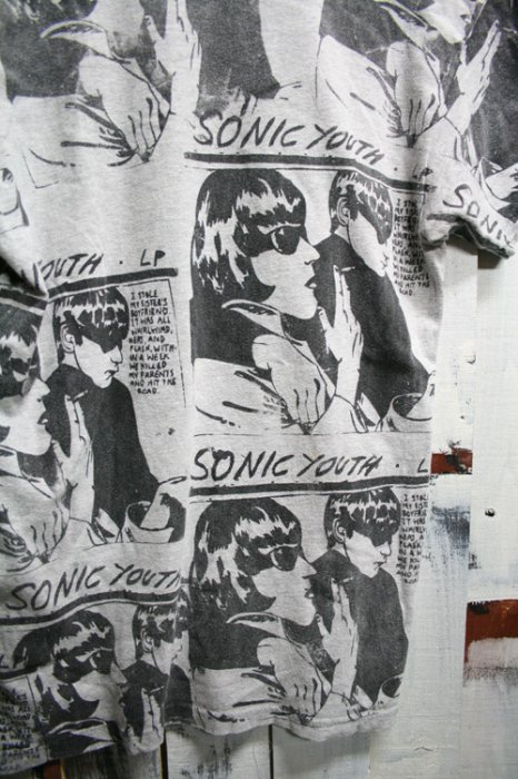 Sonic Youth/ソニックユース、ビンテージバンドTシャツです。プリント