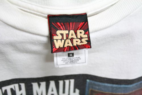 90年代頃のスターウォーズ・ダースモールTシャツです。白地のボディー