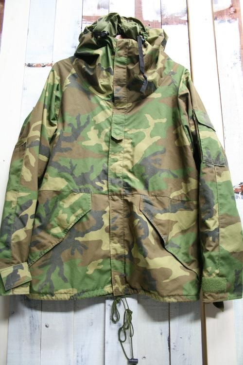 新品定価32760円 英国製 FORTIS CLOTHING マウンテンパーカー