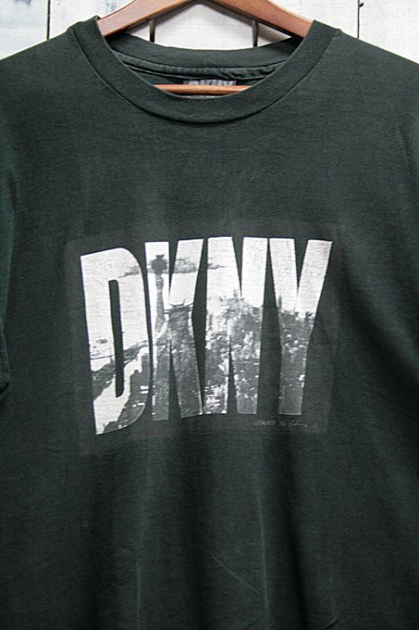 90年代頃 DKNY ダナキャランニューヨーク ビンテージ Tシャツ ロゴ