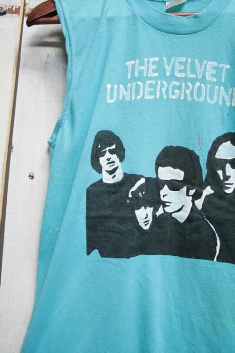 ヴィンテージ The Velvet Underground ダメージTシャツ