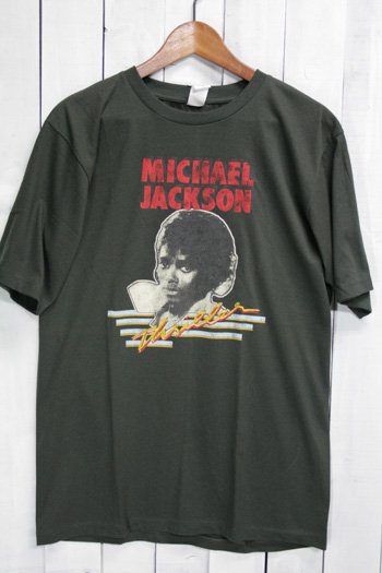 ヴィンテージプリントのバンドTシャツや映画のTシャツシリーズです。