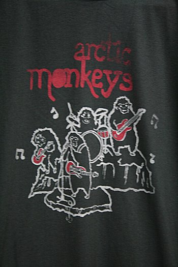 Arctic Monkeys アークティック モンキーズ Ｔシャツ ビンテージプリント バンドTシャツ ブラック サイズ・M 古着通販 ビンテージ古着  古着屋ヘブンズドア