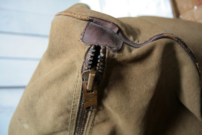 70年代　エルエルビーン　LL・BEAN　ダッフルバッグ　Duffle Bag　タロンジッパー　ギザタグ　古着屋ヘブンズドア