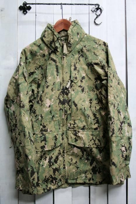 S ʪ USEDƷ U.S. NAVY ECWCS GEN2 NWU TYPE3 AOR2 ƥåѡ ǥ륦åɥɥ