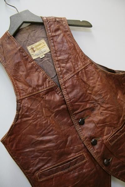 VINTAGE GENUINE BUCKSKIN ヴィンテージ レザー ベスト-