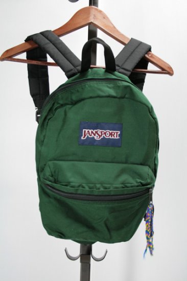 <img class='new_mark_img1' src='https://img.shop-pro.jp/img/new/icons43.gif' style='border:none;display:inline;margin:0px;padding:0px;width:auto;' />JANSPORT(ジャンスポーツ)　リュックサック　中古