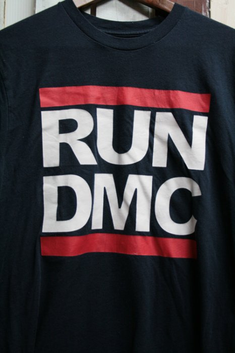 Run-DMC【ラン・ディーエムシー】 バンドTシャツ 古着 - ビンテージ古着通販 Tシャツやブーツなど取り揃え｜Heavens Door