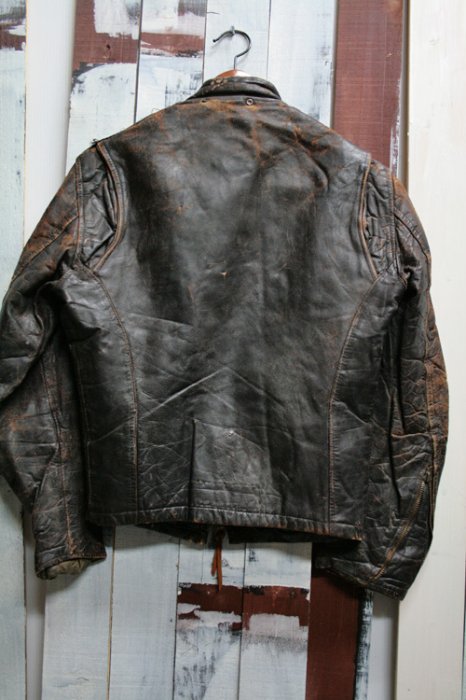 70年代　シングルレザージャケット　古着　ビンテージ　ダメージ　ボロ　サイズ：XS位　古着屋ヘブンズドア　古着通販