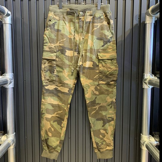 AttractStreetGear　Jogger Pants Cargo v3.0 - ジョガーパンツ　カーゴ v3.0　カモ<img class='new_mark_img2' src='https://img.shop-pro.jp/img/new/icons5.gif' style='border:none;display:inline;margin:0px;padding:0px;width:auto;' />