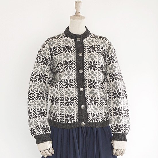 K0016 1960年代ノルウェー製ノルディック模様手編みカーディガン - ロンドンヴィンテージ洋装店 *アンティークリネンドレスと