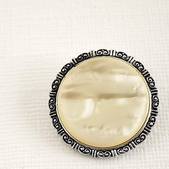 【激レア】【新品・未使用】昭和29年（1954）純銀製　スカーフ留め　極美品 激レア】【新品・未使用】昭和29年（1954）純銀製 スカーフ留め 極美品