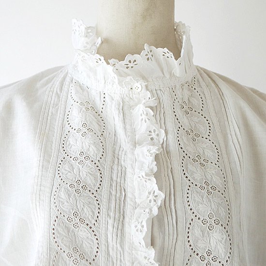 1900年代✨フランス製 ヴィンテージ フリルカラー 刺繍 長袖コットンブラウス