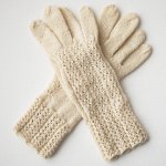 A0374 1950年代ラトビア製アイボリーかぎ棒透かし手編みウール手袋