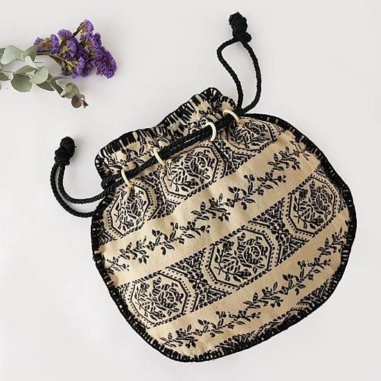 B1079 1930年代フランス製黒い薔薇幾何学刺繍ドローストリングス