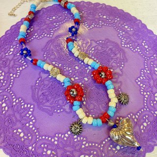 <img class='new_mark_img1' src='https://img.shop-pro.jp/img/new/icons4.gif' style='border:none;display:inline;margin:0px;padding:0px;width:auto;' />Chunky Beaded Choker
