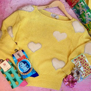 <img class='new_mark_img1' src='https://img.shop-pro.jp/img/new/icons50.gif' style='border:none;display:inline;margin:0px;padding:0px;width:auto;' />Heartful Knit Tops