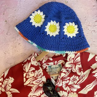 <img class='new_mark_img1' src='https://img.shop-pro.jp/img/new/icons50.gif' style='border:none;display:inline;margin:0px;padding:0px;width:auto;' />Flower Bucket Hat - Ocean