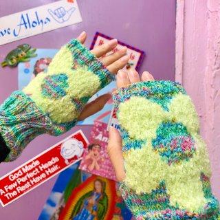 <img class='new_mark_img1' src='https://img.shop-pro.jp/img/new/icons50.gif' style='border:none;display:inline;margin:0px;padding:0px;width:auto;' />Flower Lover Arm Warmer(MintGreen)