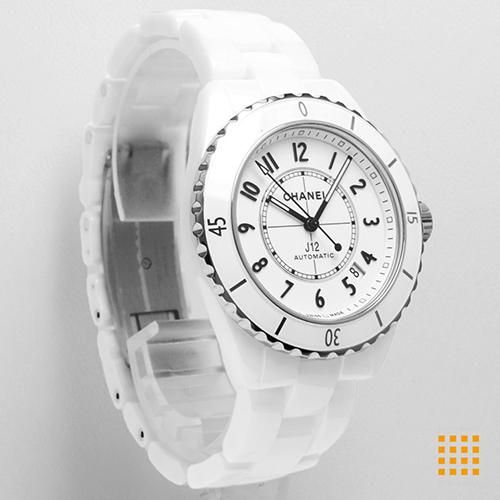 シャネル J12 38mm H5700