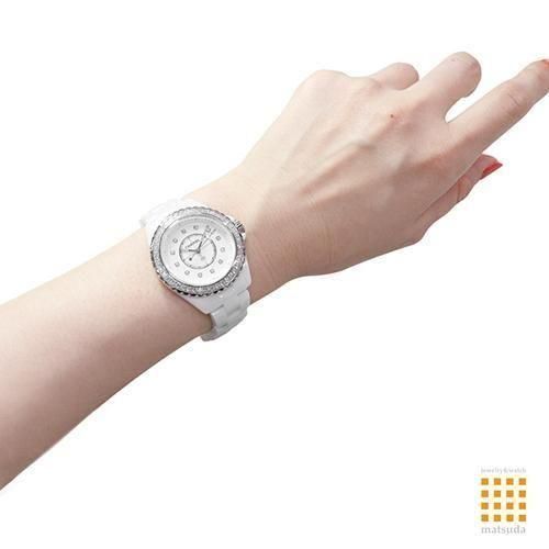 シャネル J12 33mm H6418 ベゼルダイヤ・12Pダイヤ 未使用品