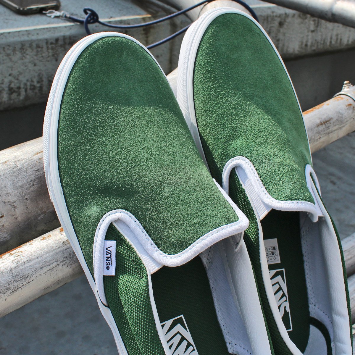 送料無料 VANS ヴァンズ バンズ CLASSIC SLIP-ON クラシック スリッポン　SUEDE × CANVAS スエード × キャンバス　 VANS CLUB GREEN　VN0A7Q5DY9H